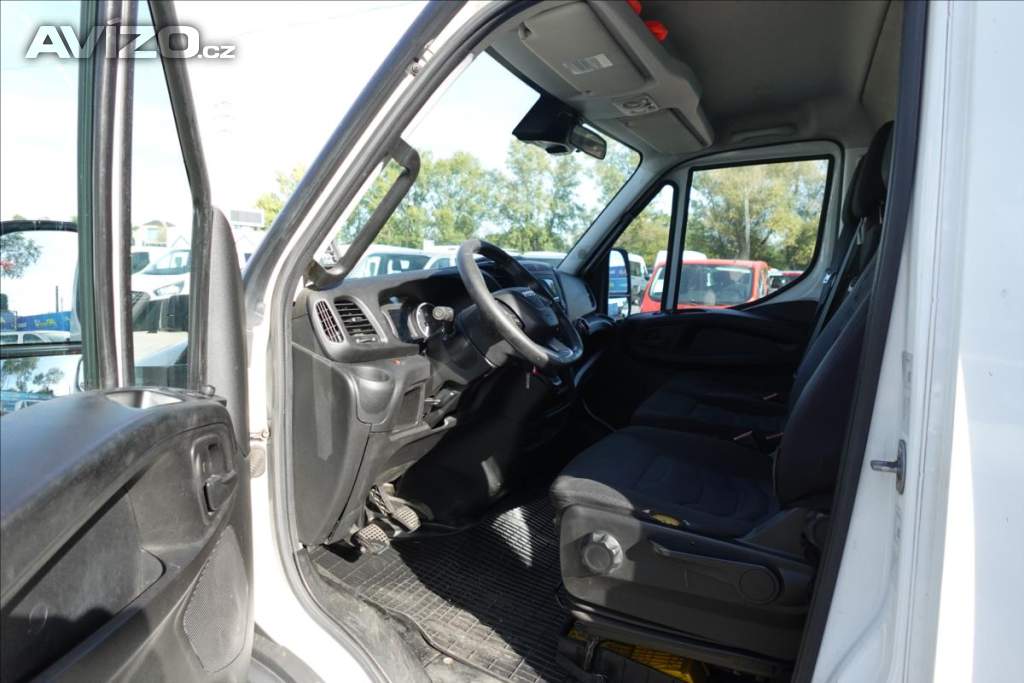Foto inzerátu Iveco Daily 3,0 HPT  35S18 SKŘÍŇ MRAZÁK -2