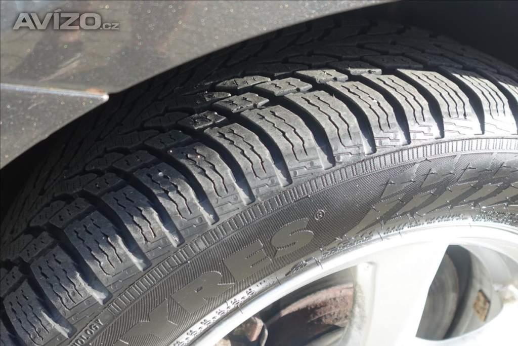 Foto inzerátu Ford Transit Connect 1,5 TDCI  L2H1 5 MÍST KLIMATRO
