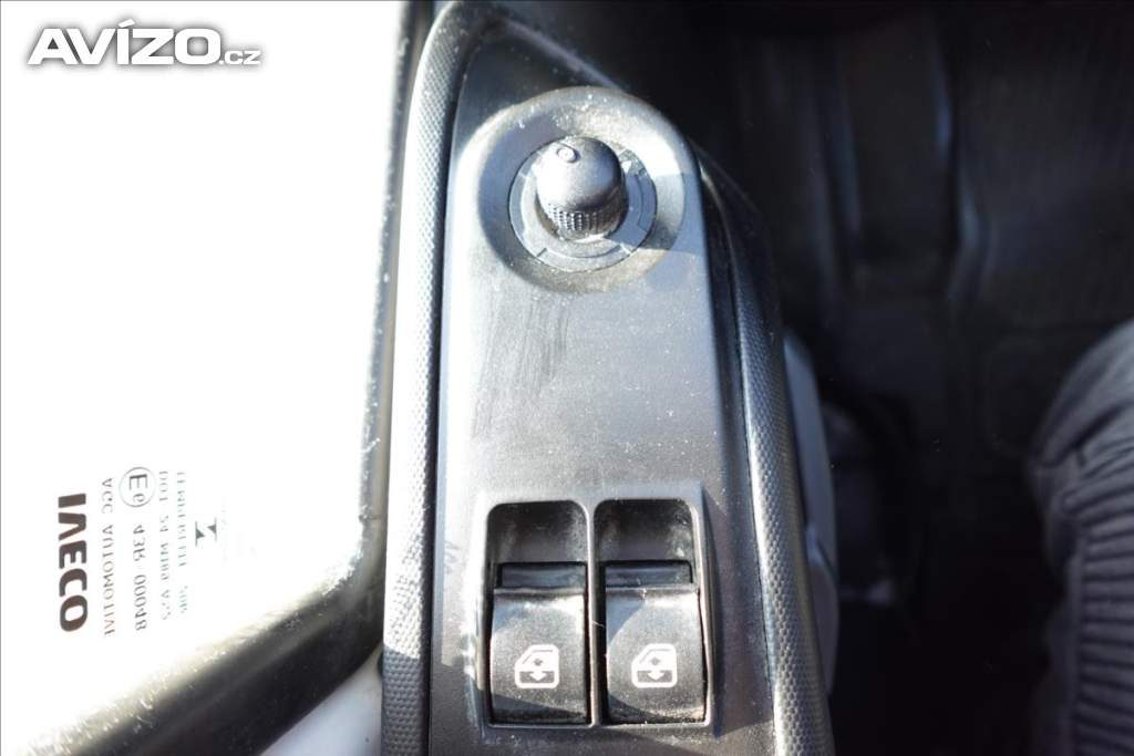 Foto inzerátu Iveco Daily 3,0 HPT  35S18 SKŘÍŇ MRAZÁK -2