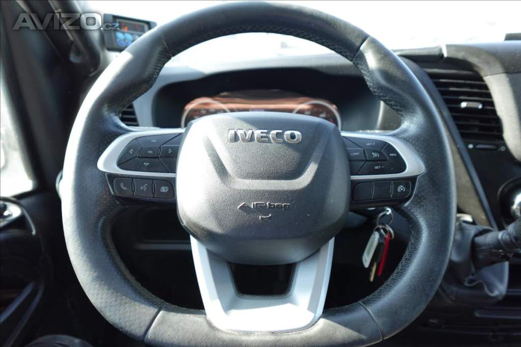 Foto inzerátu Iveco Daily 3,0 HPT  35S18 SKŘÍŇ MRAZÁK -2