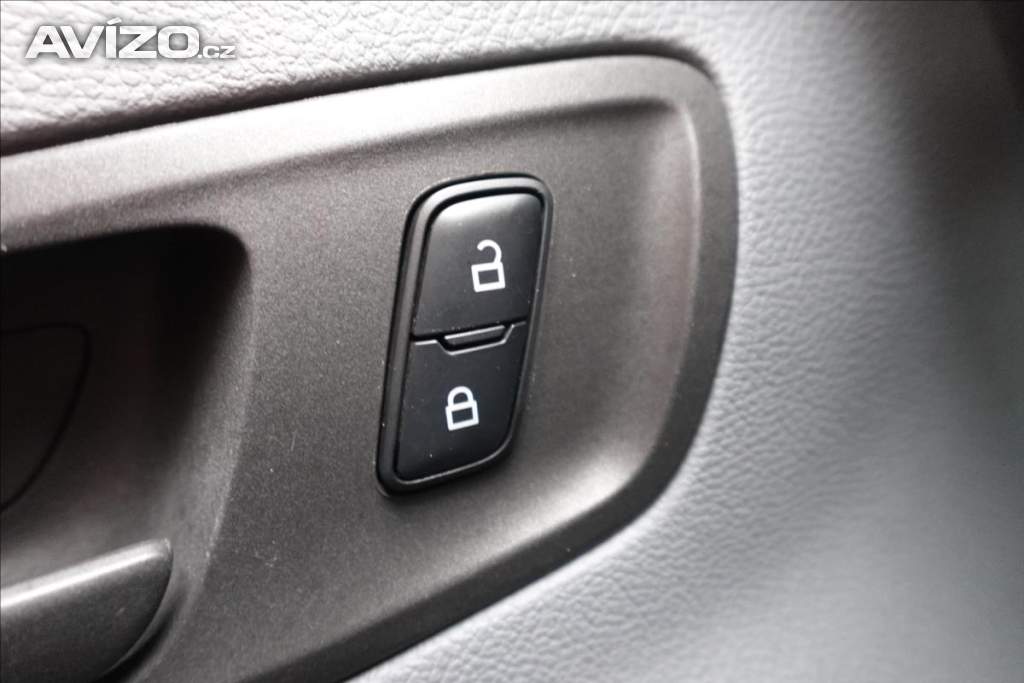Foto inzerátu Ford Transit 2,0 TDCI  L3H2 BUS KLIMA
