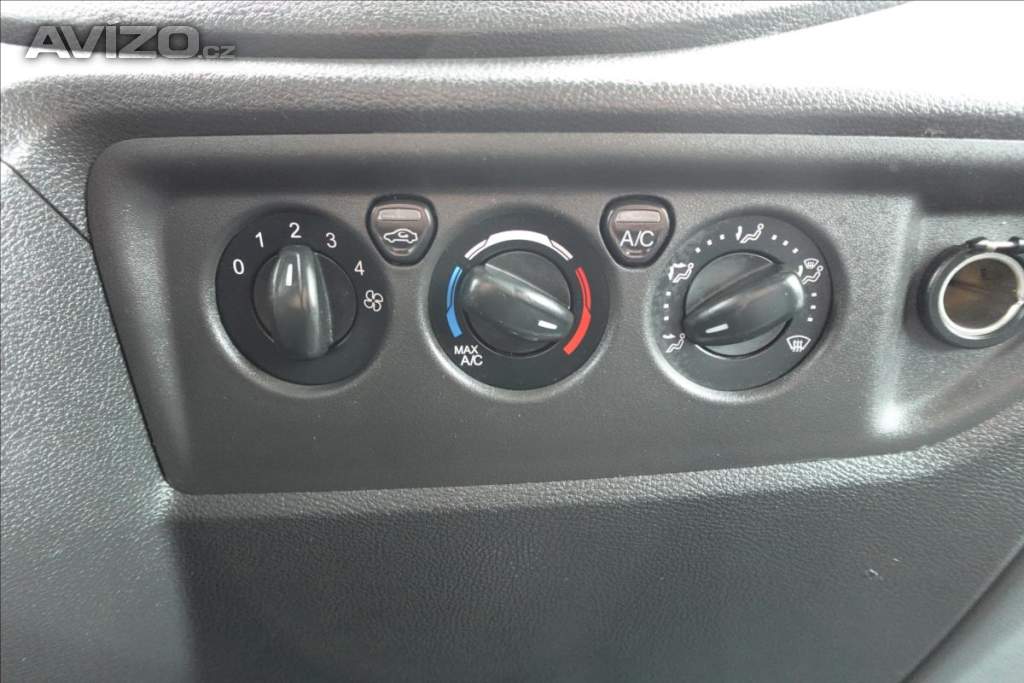Foto inzerátu Ford Transit 2,0 TDCI  L3H2 BUS KLIMA