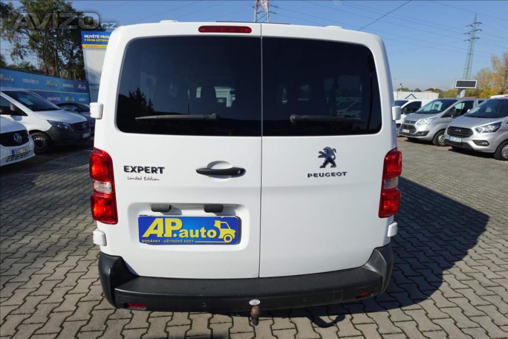 Foto inzerátu Peugeot Expert 2,0 HDI  Traveller L3H1 8MÍST