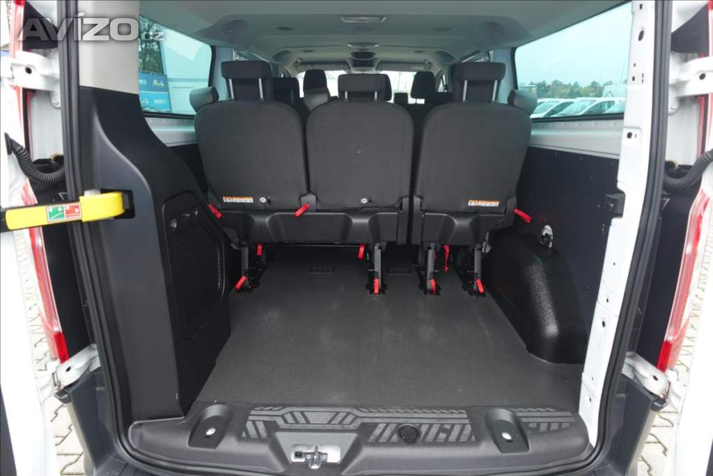 Foto inzerátu Ford Transit Custom 2,0 TDCI  L2H1 9MÍST KLIMA