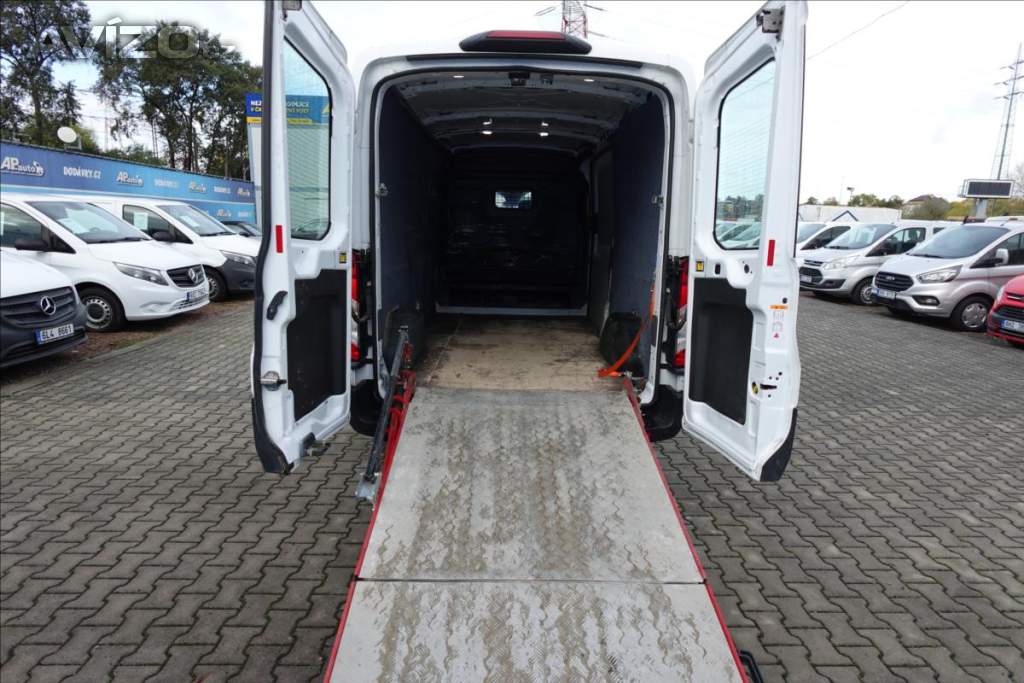 Foto inzerátu Ford Transit 2,0 TDCI  L3H2 KLIMA RAMPA