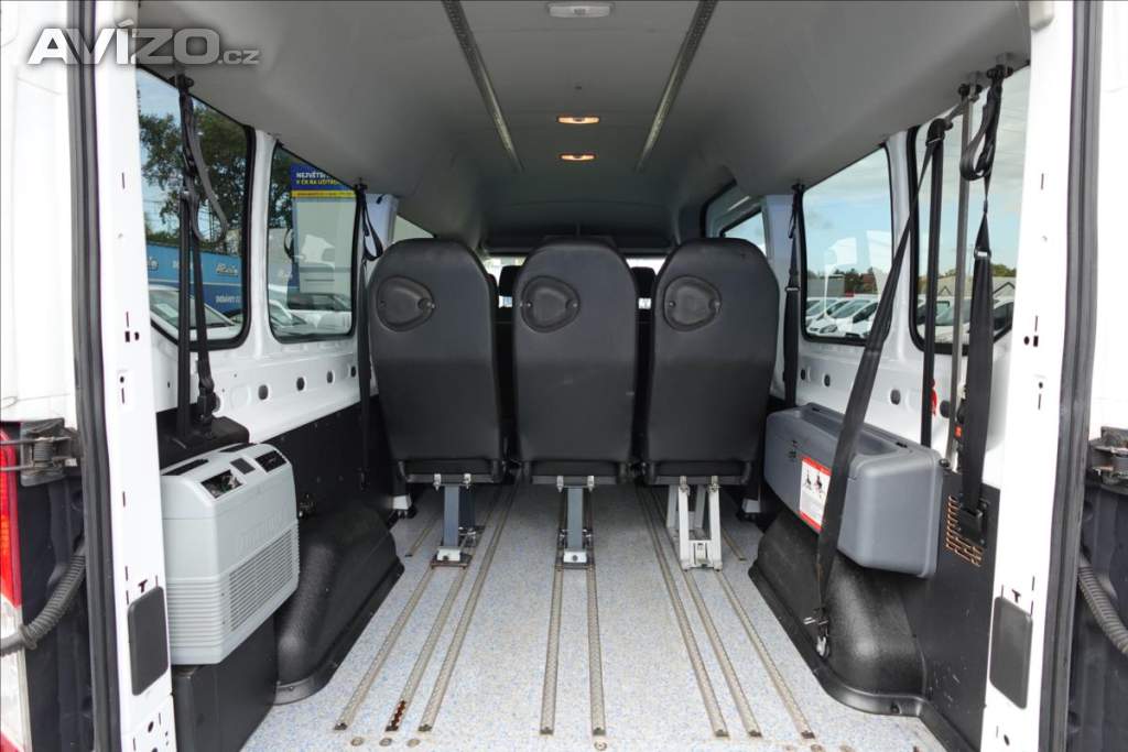 Foto inzerátu Ford Transit 2,0 TDCI  L3H2 8MÍST BUS KLIMA