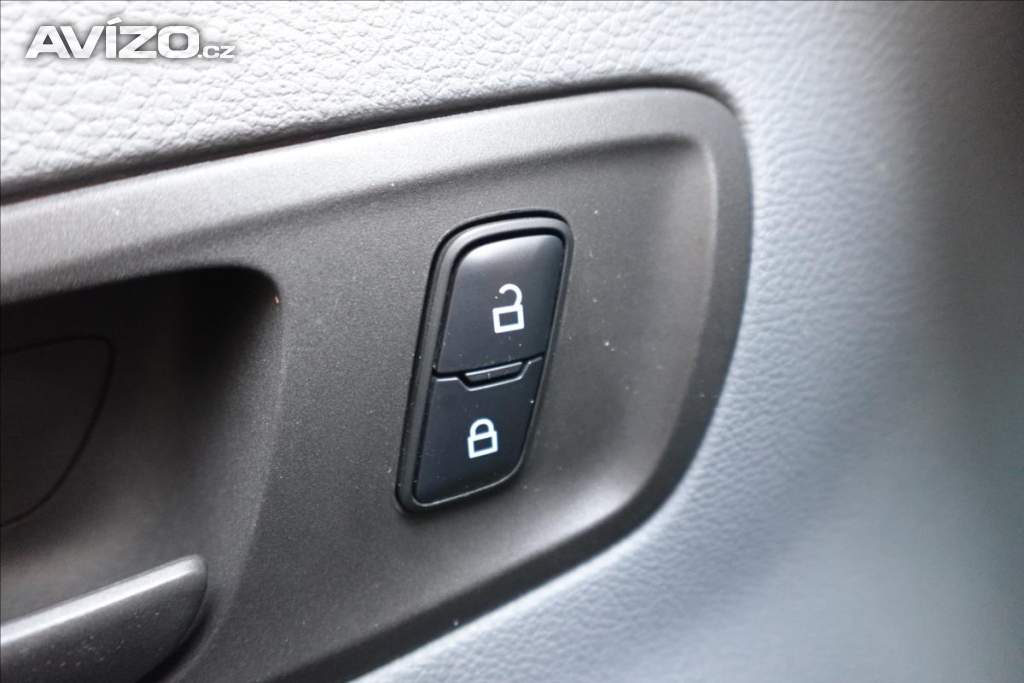Foto inzerátu Ford Transit 2,0 TDCI  L3H2 8MÍST BUS KLIMA