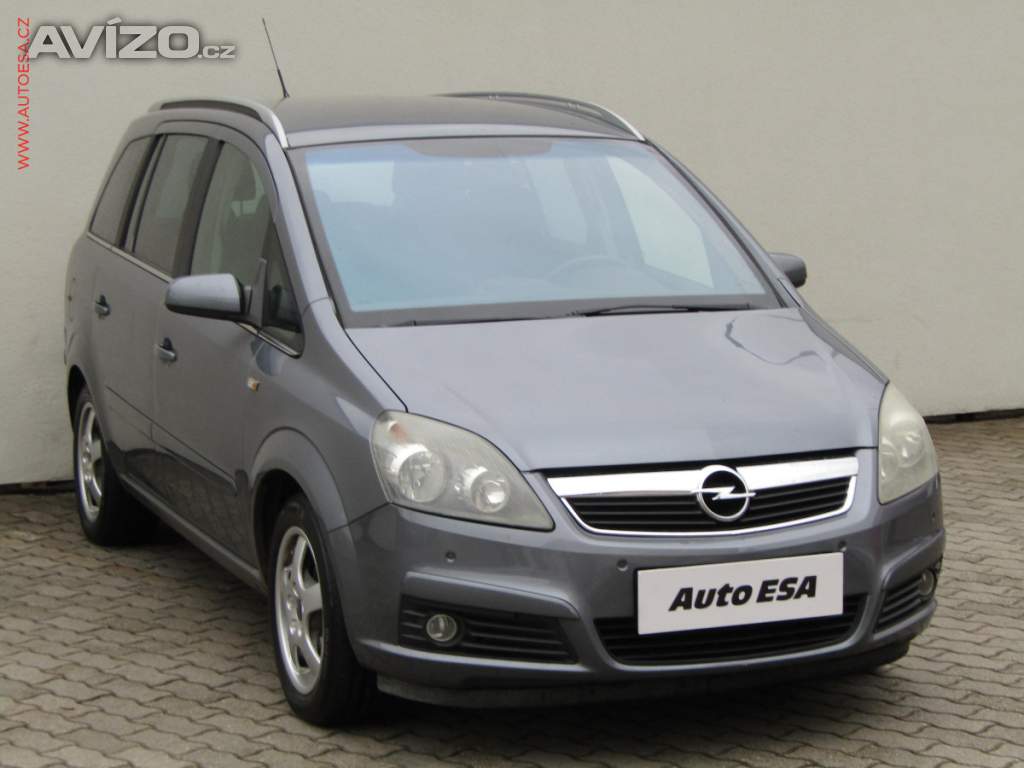 Opel Zafira 1.8 16V 7 míst