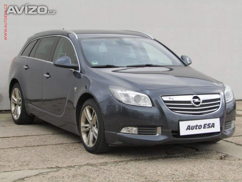 Opel Insignia 2.0 CDTi 4x4, ČR, OPC line