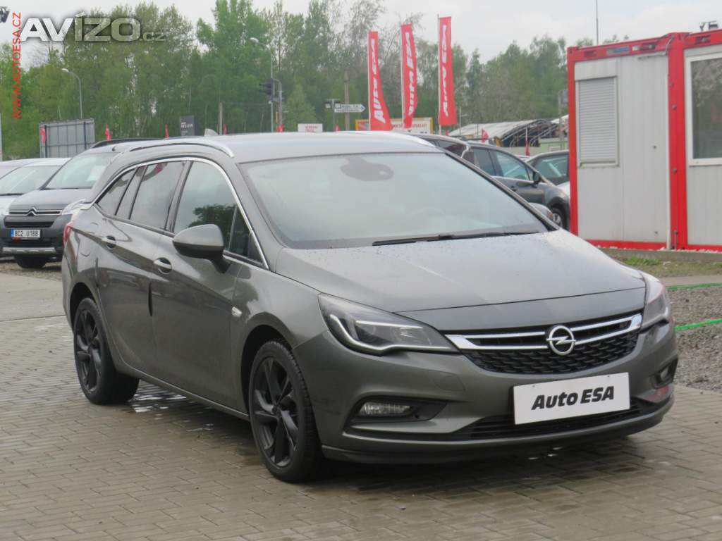 Opel Astra 1.6CDTi, Navi