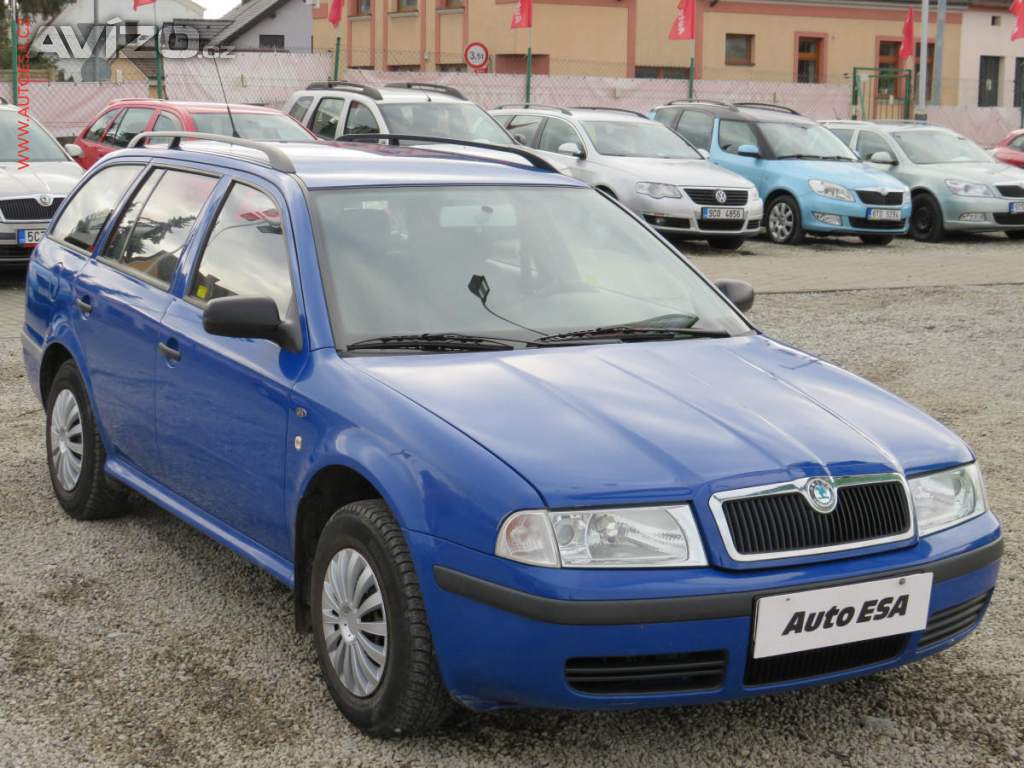 Škoda Octavia 1.6i, ČR, AC, + kola