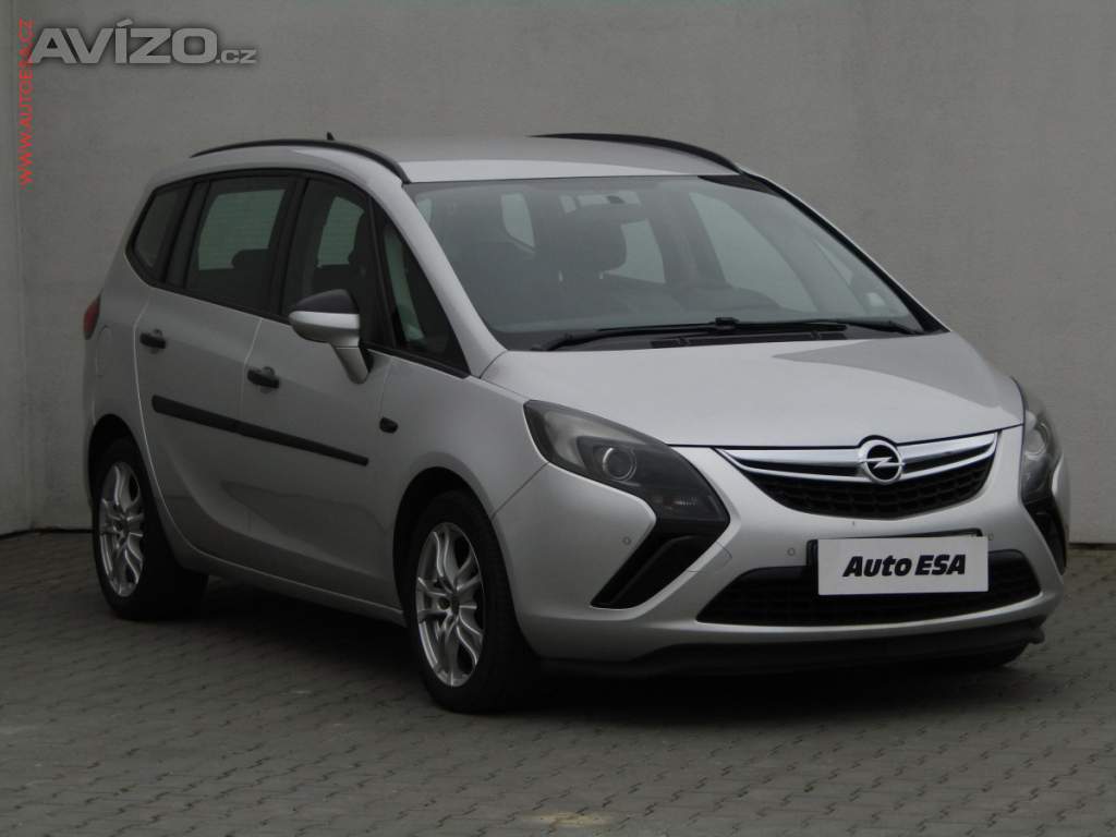 Opel Zafira 2.0CDTi, AC, tempo, navi