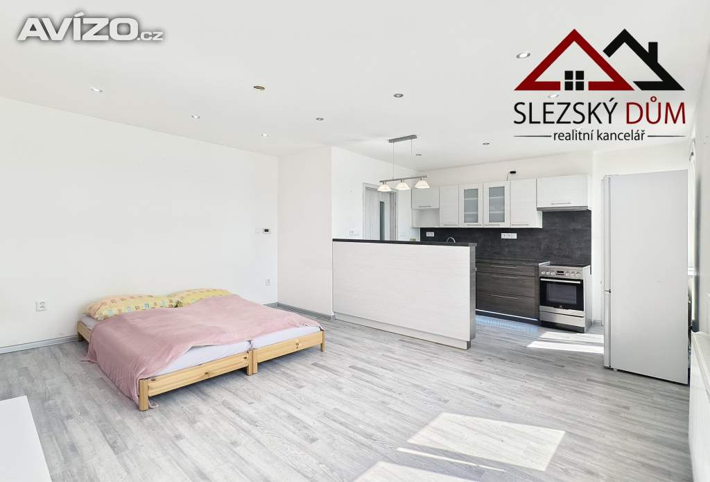 Prodej, Byt 1+kk/2x sklep, 44 m2, ul. Školní, Horní Těrlicko