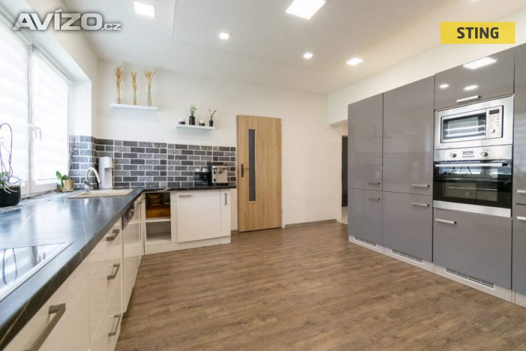 Prodej, Rodinný dům, 215 m2