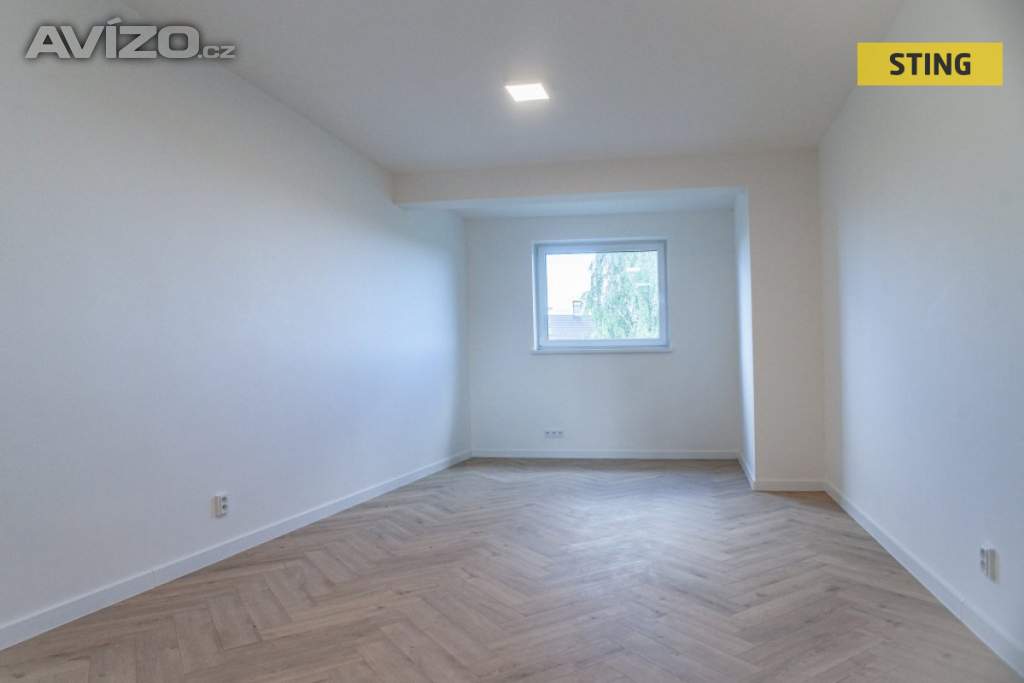 Foto inzerátu Prodej, Rodinný dům, 242 m2