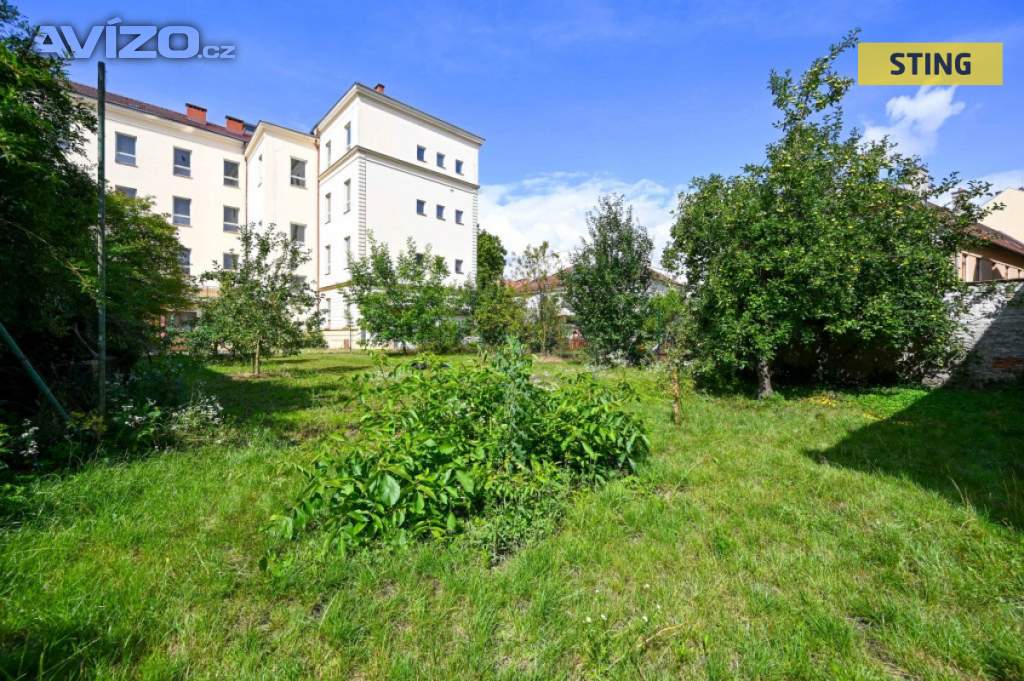 Foto inzerátu Prodej, najemní domy, 439 m2