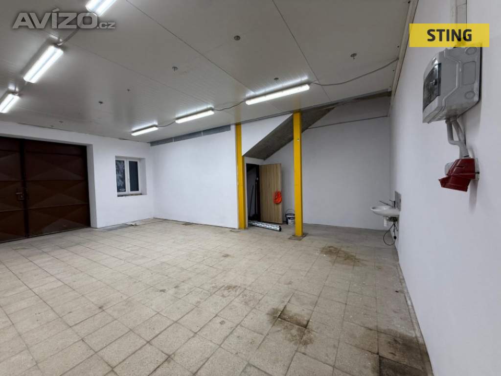 Pronájem, Garáž, 60 m2