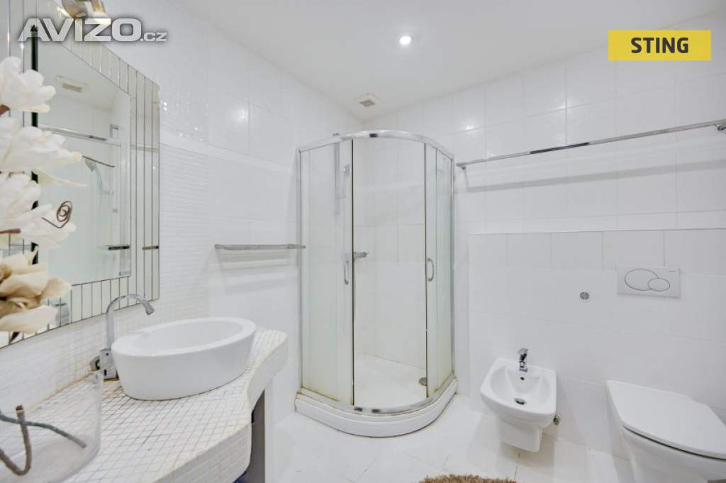 Foto inzerátu Pronájem, Rodinný dům, 204 m2