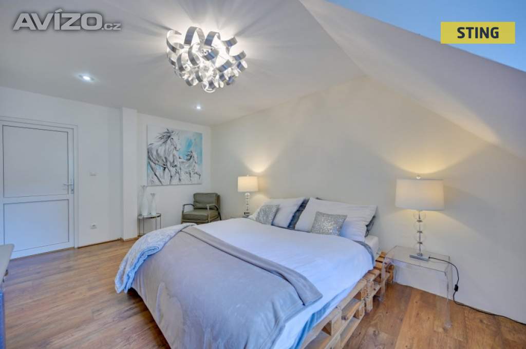 Foto inzerátu Pronájem, Rodinný dům, 204 m2