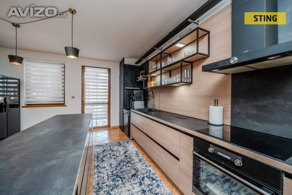 Foto inzerátu Prodej, Rodinný dům, 197 m2