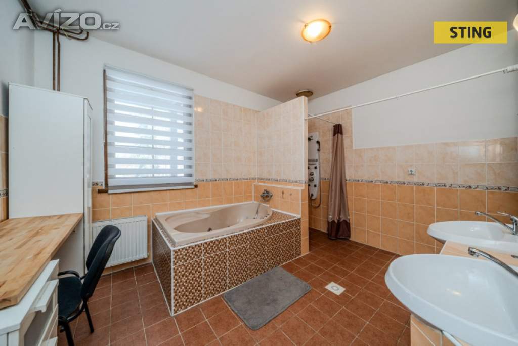 Foto inzerátu Prodej, Rodinný dům, 197 m2