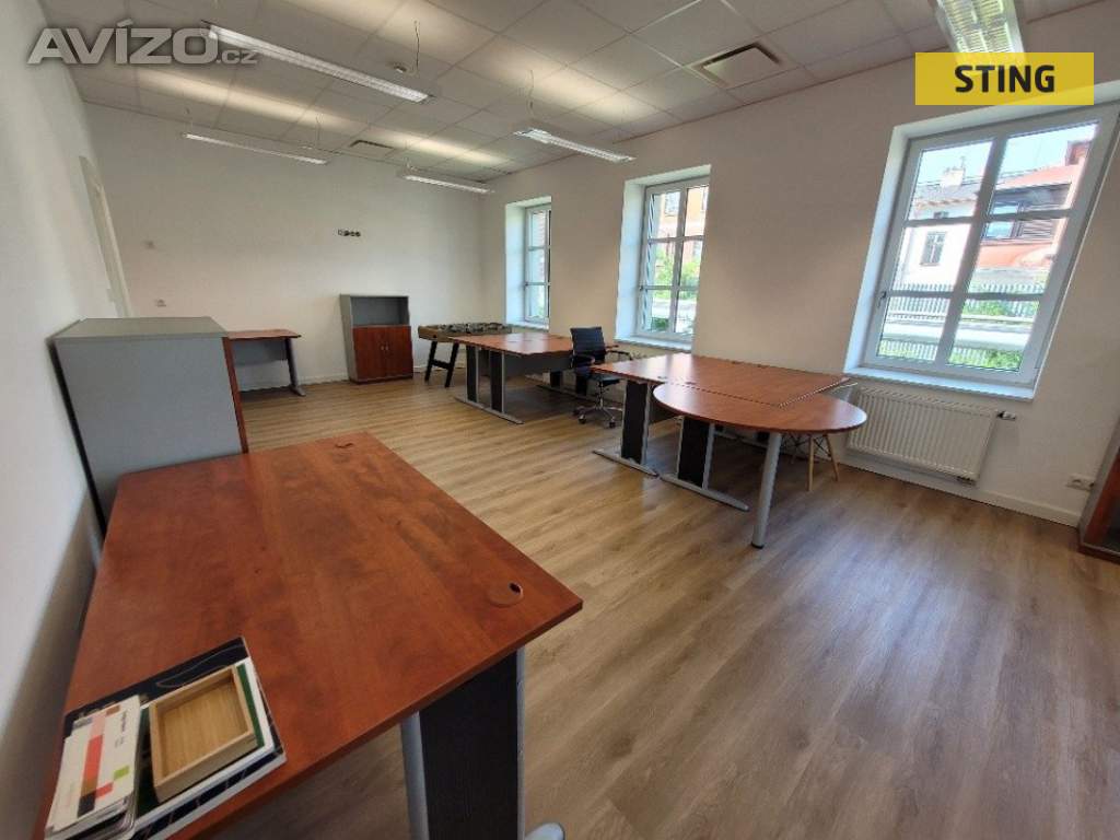 Pronájem, kanceláře, 56 m2