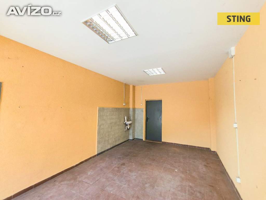 Pronájem, výrobní haly, 106 m2