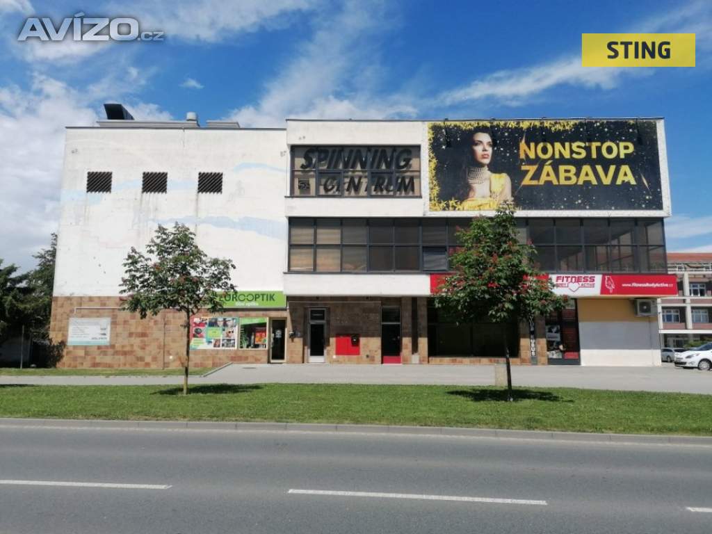 Pronájem, prodejny, 500 m2