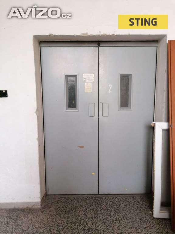 Foto inzerátu Pronájem, prodejny, 500 m2