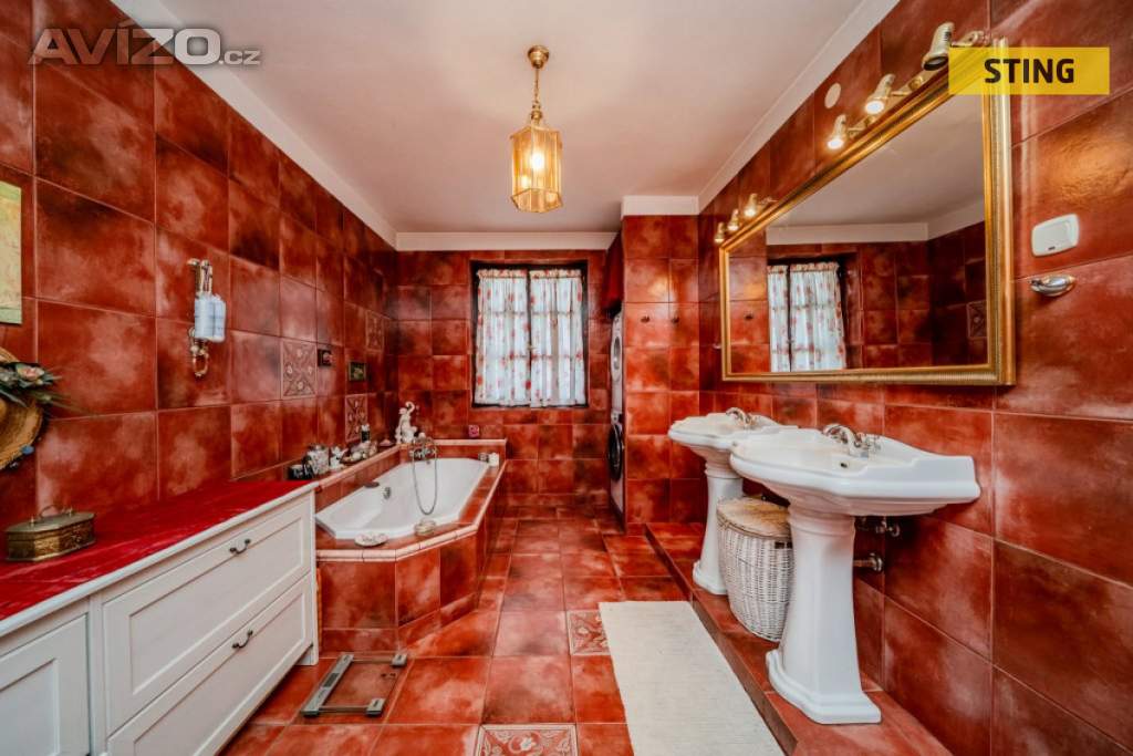 Foto inzerátu Prodej, Rodinný dům, 220 m2