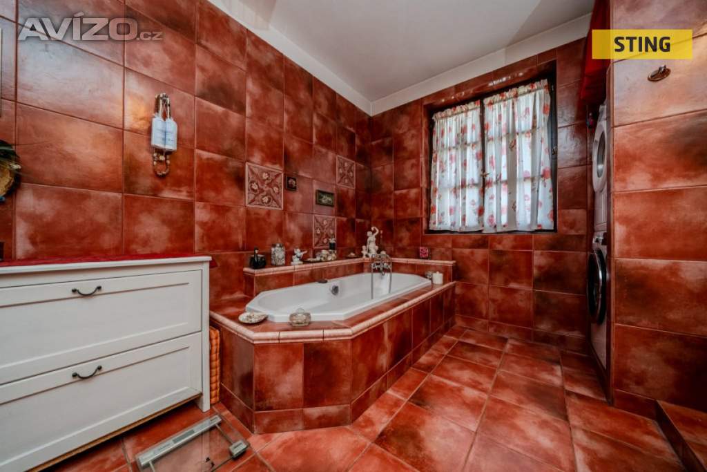 Foto inzerátu Prodej, Rodinný dům, 220 m2