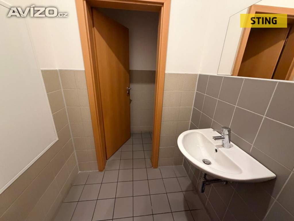 Foto inzerátu Pronájem, kanceláře, 195 m2