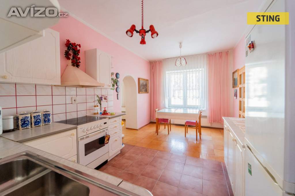 Foto inzerátu Prodej, Rodinný dům, 347 m2