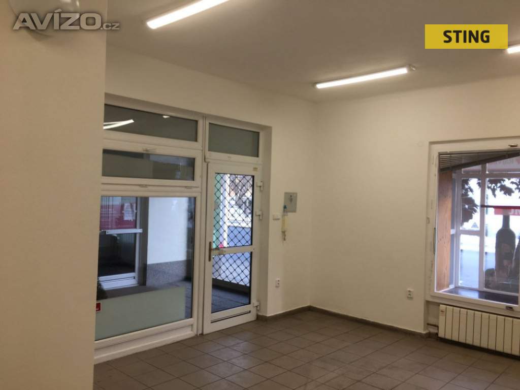 Pronájem, prodejny, 37 m2