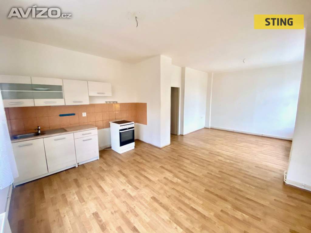 Pronájem, byt 1+kk, 39 m2