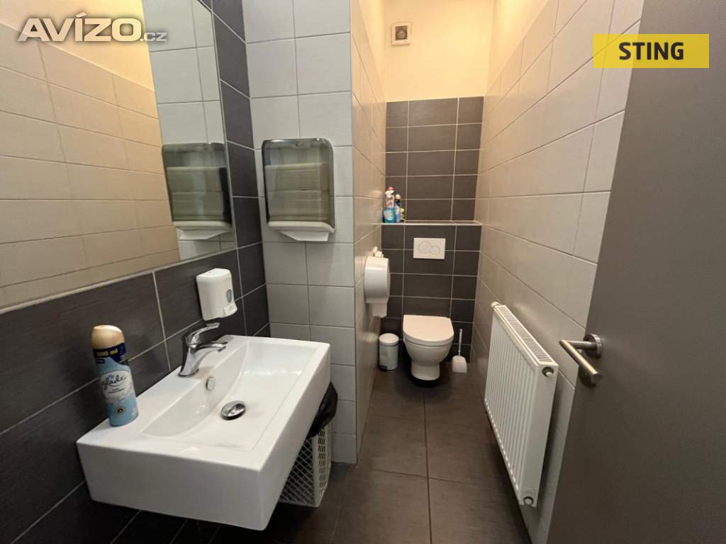 Foto inzerátu Pronájem, kanceláře, 113 m2