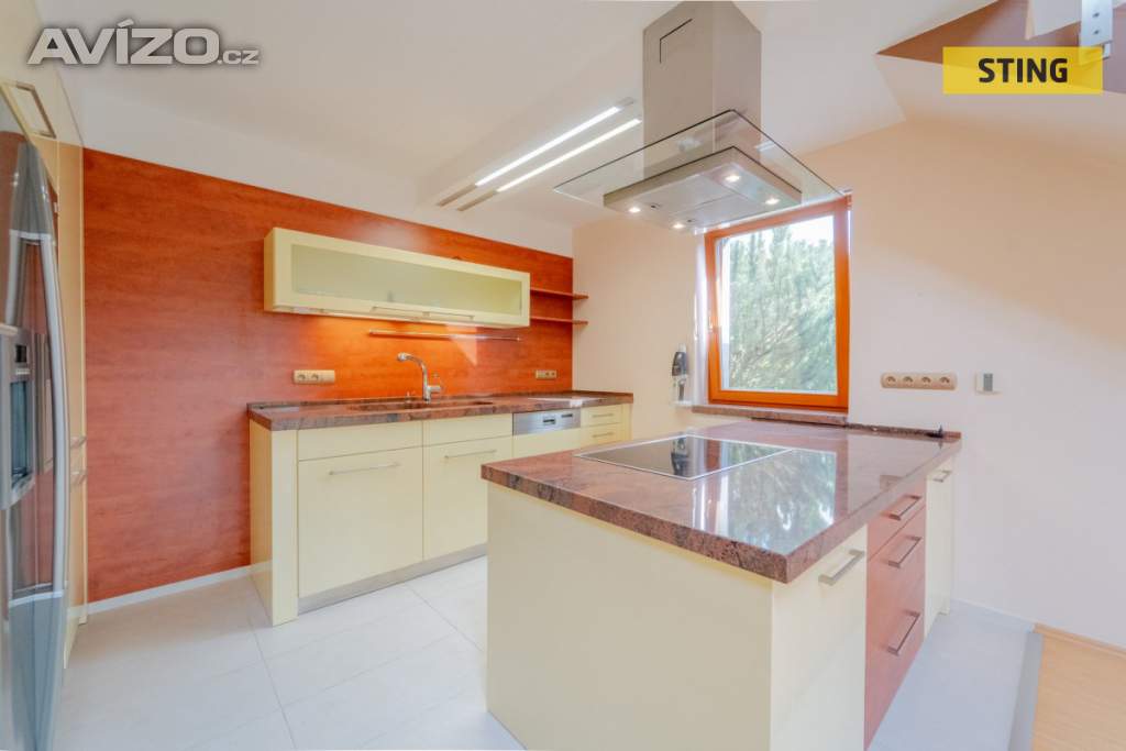 Foto inzerátu Prodej, Rodinný dům, 270 m2