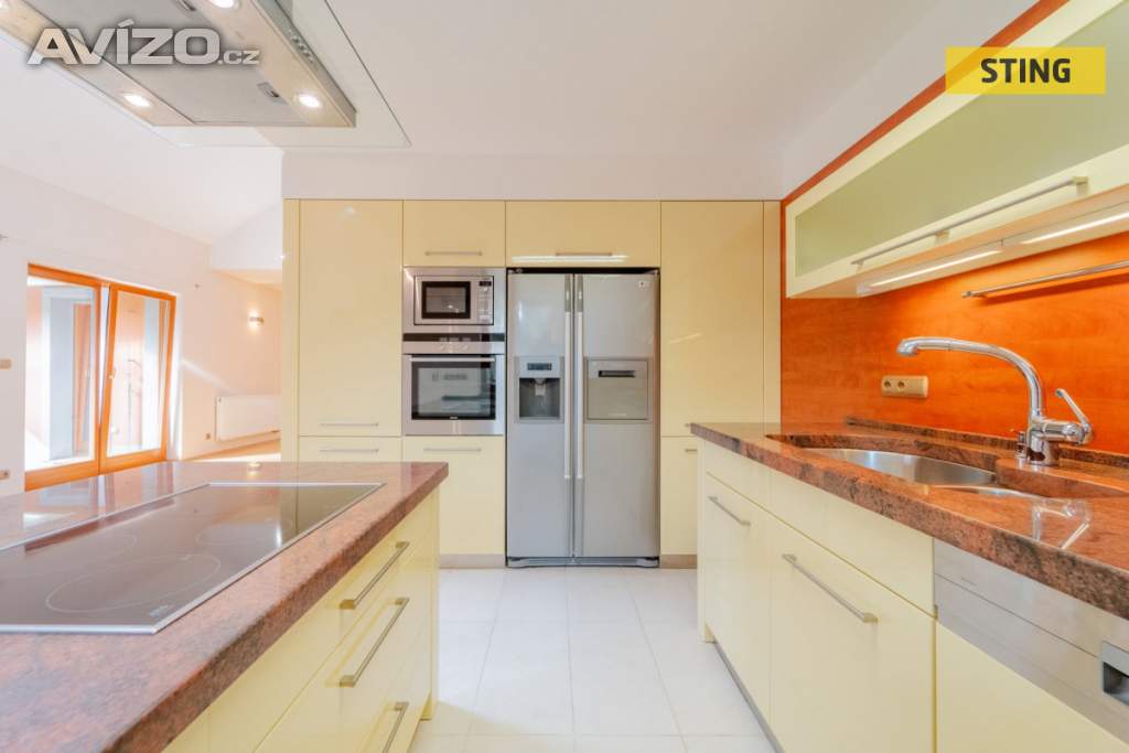 Foto inzerátu Prodej, Rodinný dům, 270 m2
