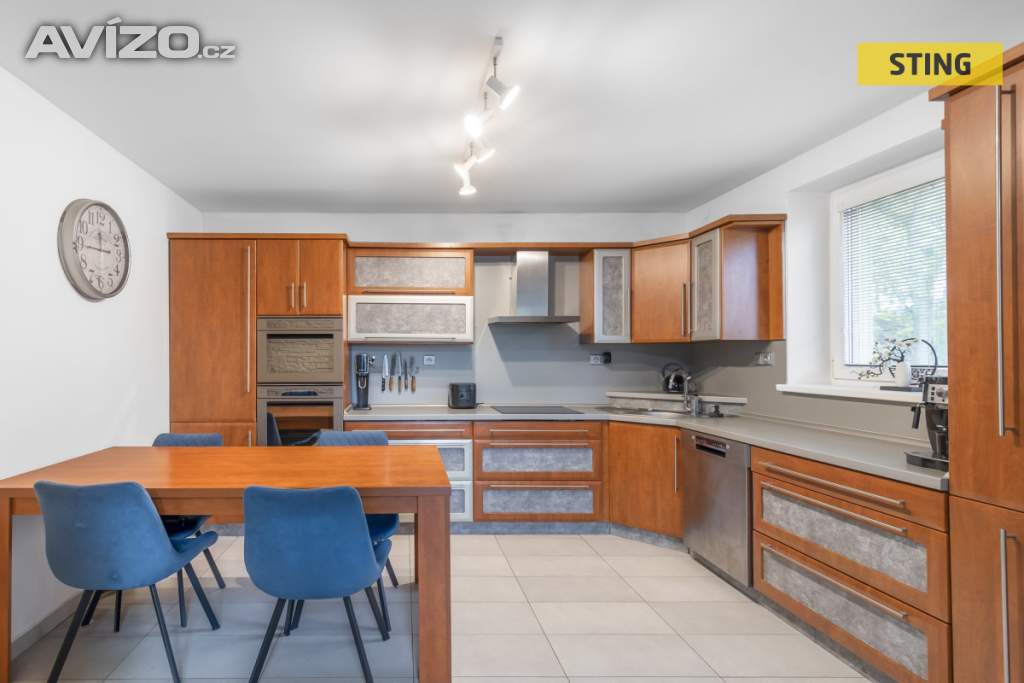 Foto inzerátu Prodej, Rodinný dům, 180 m2