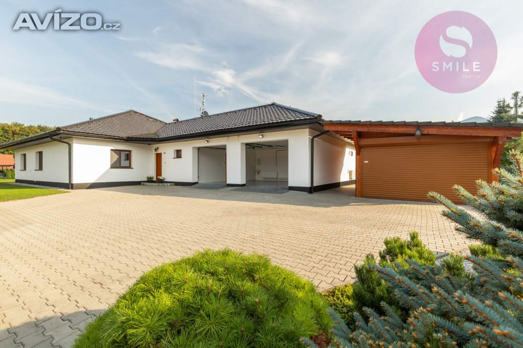 Foto inzerátu Nadstandartní rodinný dům 5+1 s pozemkem 2421m2, Čeladná