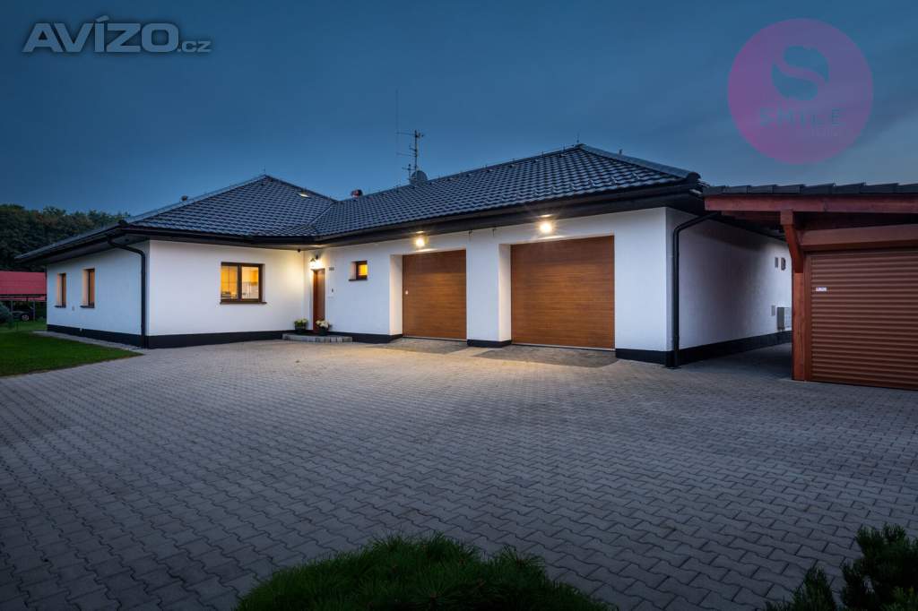 Foto inzerátu Nadstandartní rodinný dům 5+1 s pozemkem 2421m2, Čeladná