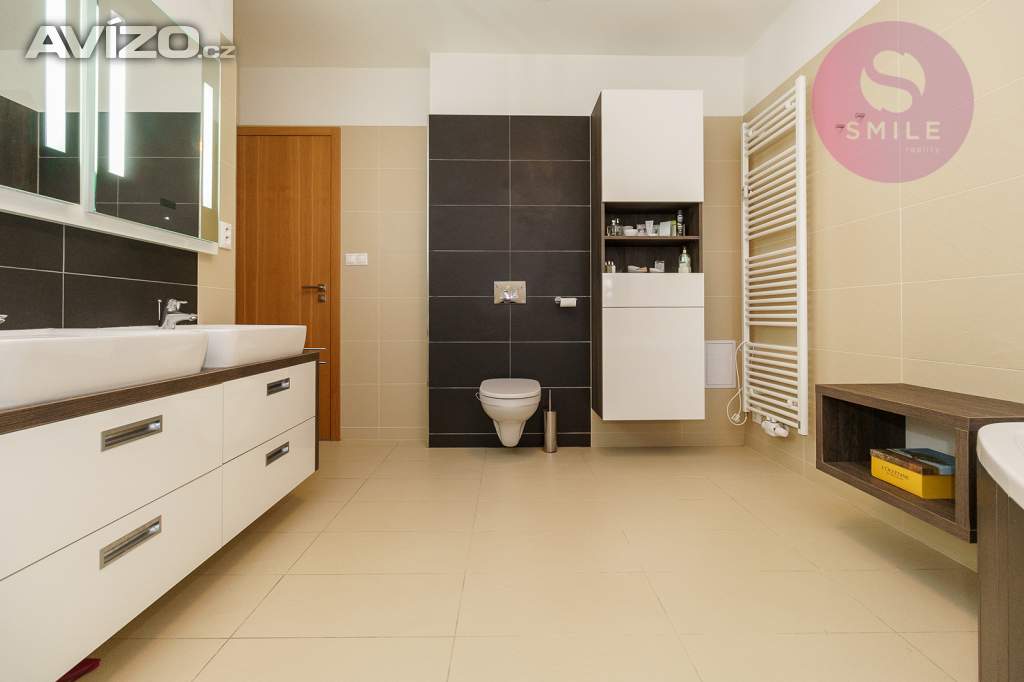 Foto inzerátu Luxusní střešní byt 4 + 1 s terasou, ul. Vítězná, Ostrava - Moravská Ostrava