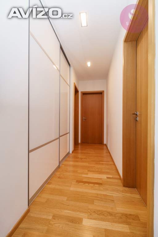 Foto inzerátu Luxusní střešní byt 4 + 1 s terasou, ul. Vítězná, Ostrava - Moravská Ostrava