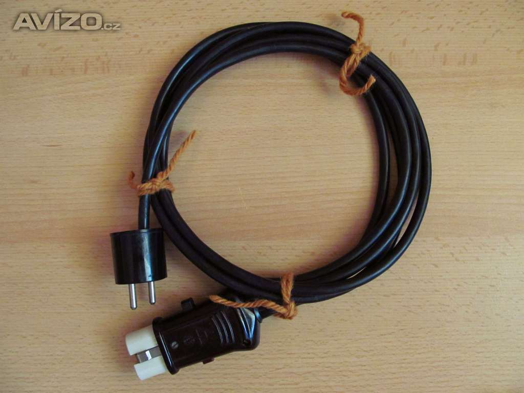 Foto inzerátu Starší elektro šňůry…