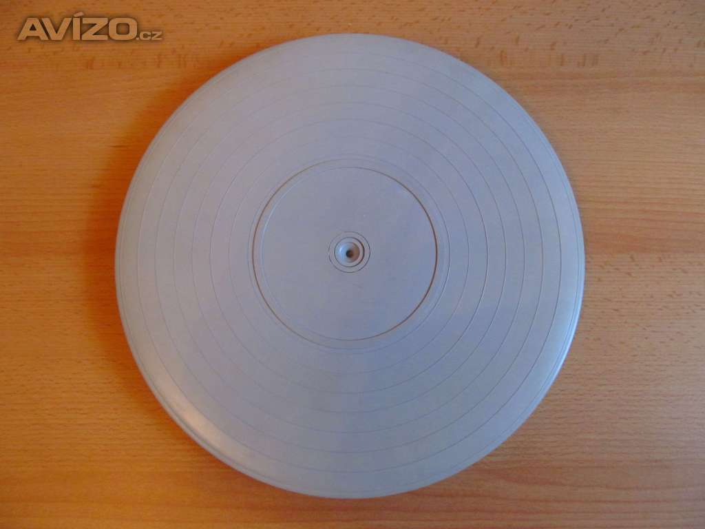 Foto inzerátu Retro krabice na šití