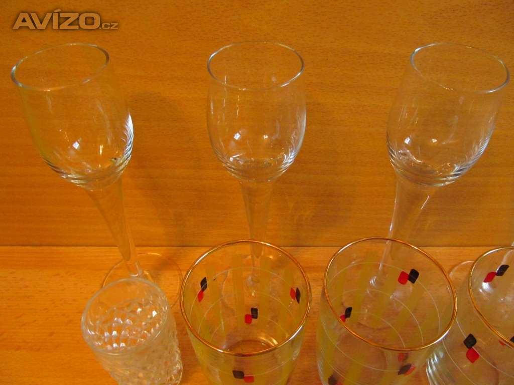 Foto inzerátu Starší sklo č. 1