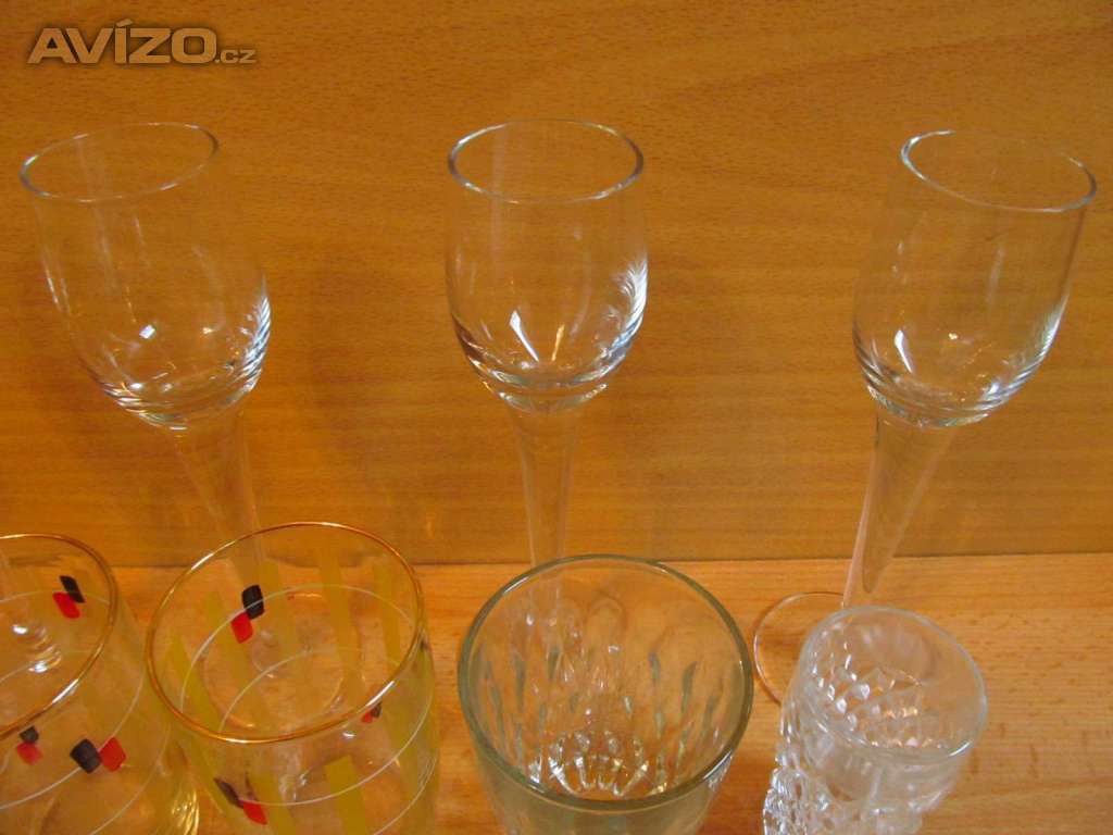 Foto inzerátu Starší sklo č. 1