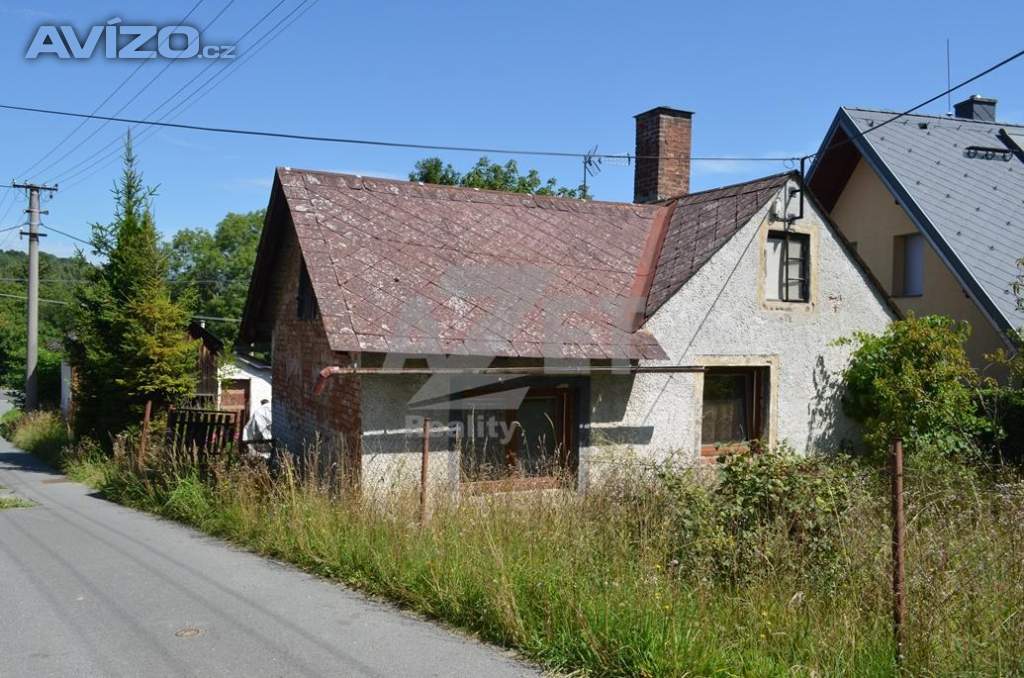 Prodej rodinného domu, 5+1, 696 m2,  Obědné