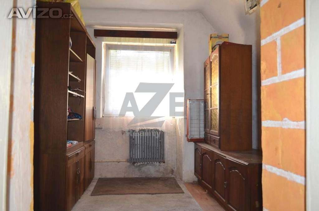 Foto inzerátu Prodej rodinného domu, 5+1, 696 m2,  Obědné