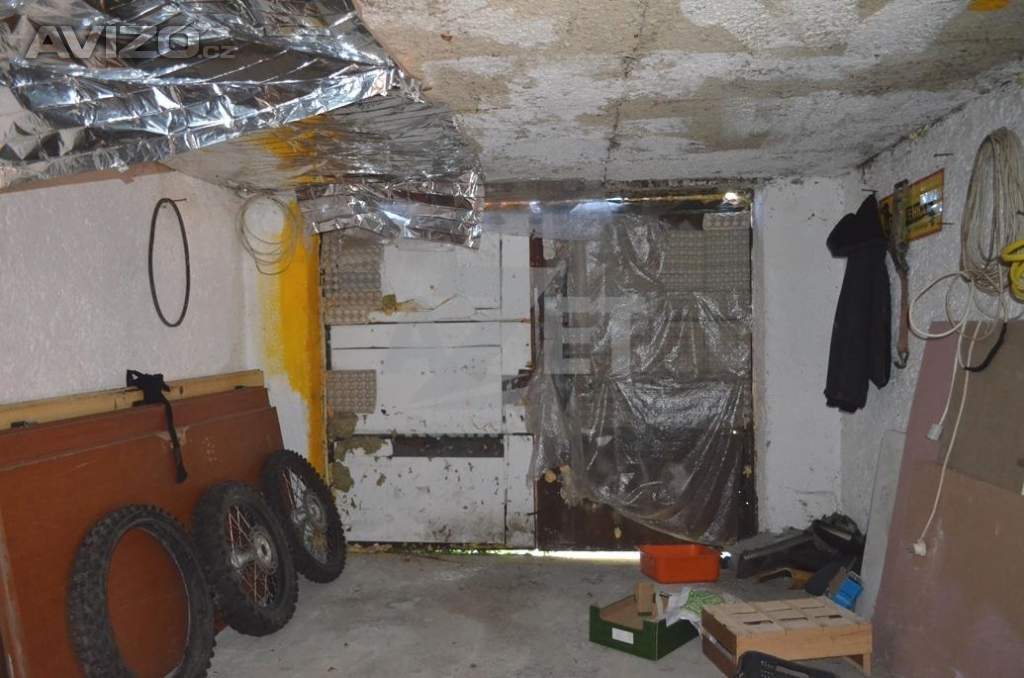 Foto inzerátu Prodej rodinného domu, 5+1, 696 m2,  Obědné